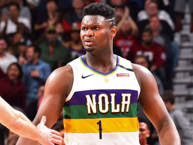 皇马头号药罐子又倒下！拉伤大腿+2年出场率仅32% 10个后卫伤6个（皇马再遭伤病重创：大腿拉伤致近两年出场率仅32%，10名后卫已伤6人）