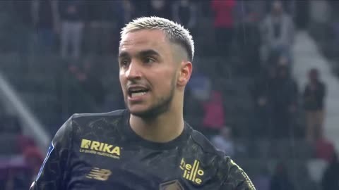 利雅得胜利2-1逆转费哈，C罗双响+补时第14分钟点射绝杀（C罗梅开二度补时第14分钟点球绝杀，利雅得胜利2-1逆转费哈）