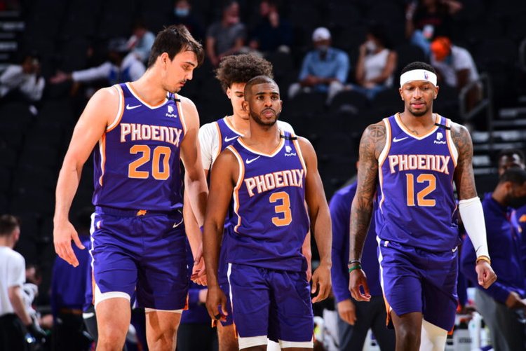 曼奇尼谈带伤比赛：除非把我腿弄断，否则别想让我离场（曼奇尼谈带伤出战：除非打断我的腿，否则我绝不下场）