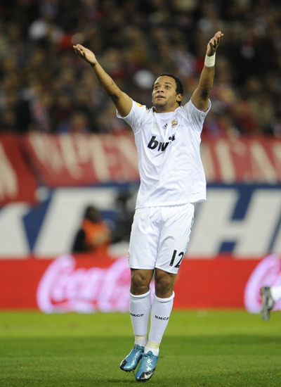 吉马良斯：卡塞米罗是我的榜样，巴西队需要内马尔这样的巨星（吉马良斯：我以卡塞米罗为榜样，巴西队离不开内马尔这样的巨星）