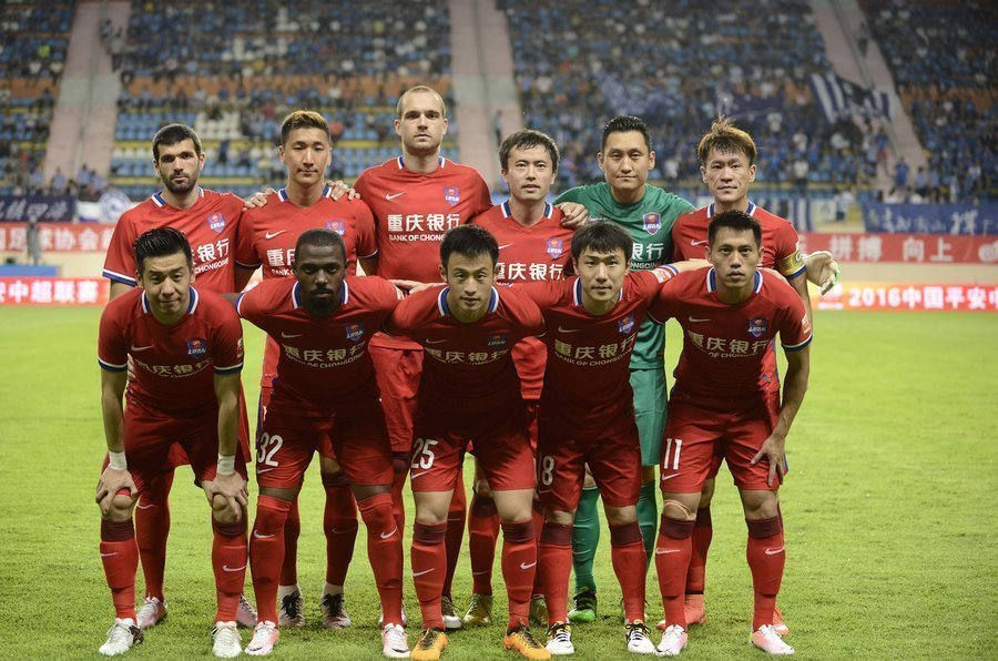 帕尔默缺席训练备战埃弗顿，复出计划稳步推进（帕尔默未参与备战埃弗顿训练，复出进程按计划推进）