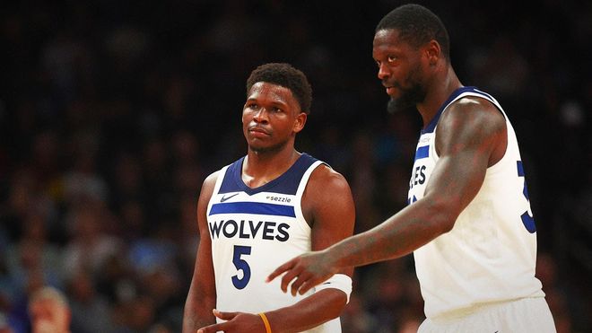 王钰栋新经纪公司：曾代理莱万、拜尔，旗下球员多在德国、瑞士踢球（王钰栋签约新经纪公司：曾代理莱万、拜尔，客户多在德国与瑞士联赛效力）