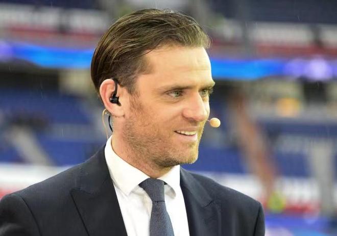 英超赛场亮点：利物浦逆转曼联,（英超焦点战：利物浦完成逆转击败曼联）